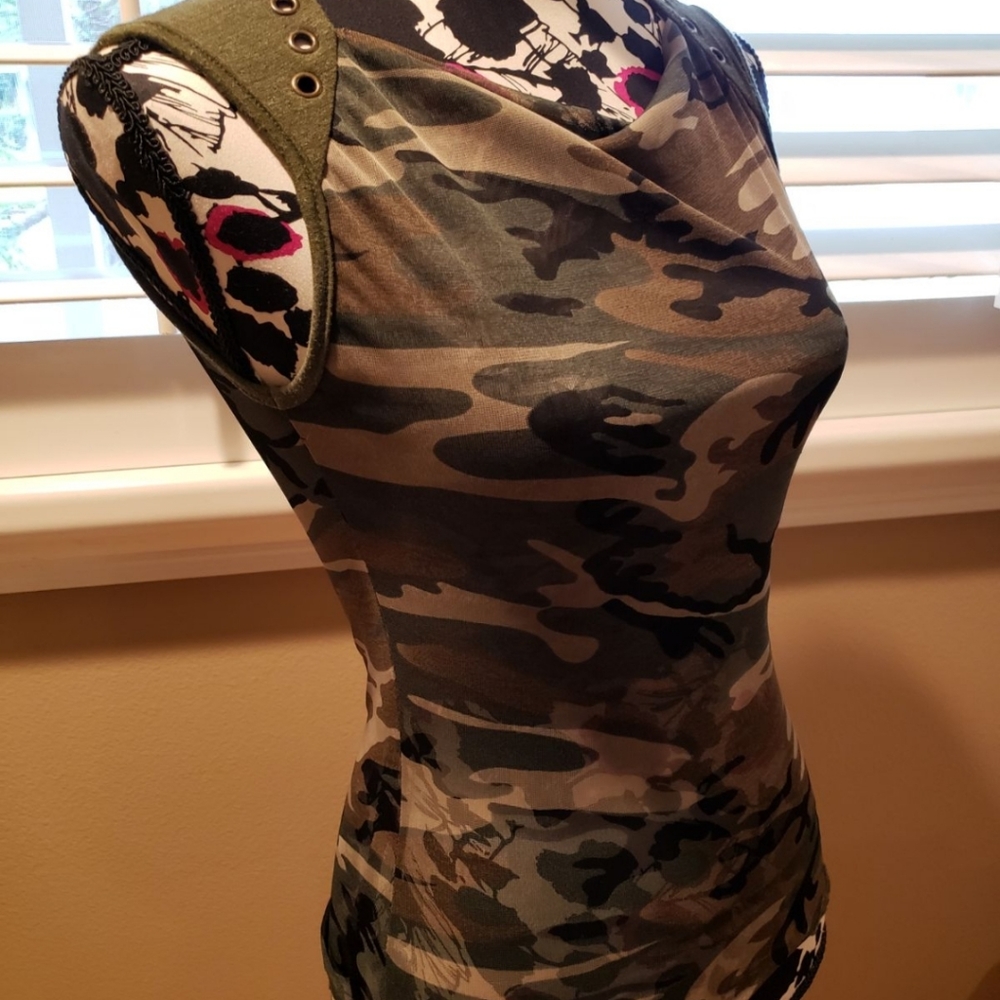 Y2K sheer Camo Shirt S